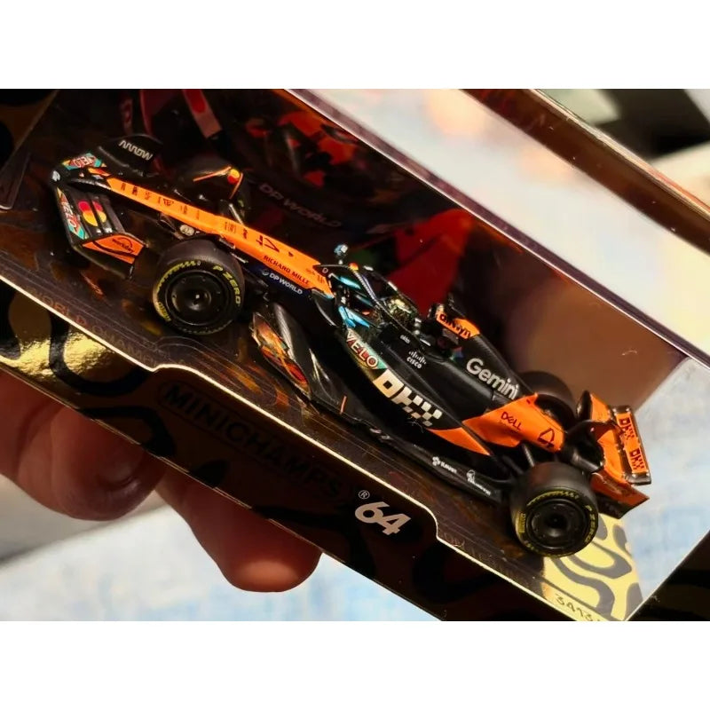 MINICHAMPS 1:64 McLaren MCL39, F1 Racing Car, Limited Edition from Shenzhen JiuZhou, Cast Alloy Model, Boys' Gift.