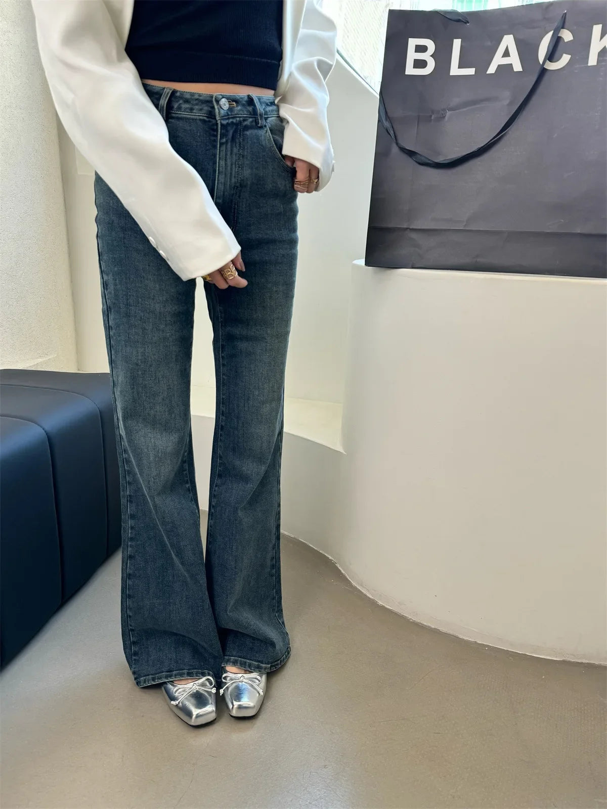 Gentle Fairy Style Flat Bottom Single Shoes Women's Spring 2025 New Butterfly Knot Square Head Silver Color Bean Shoes