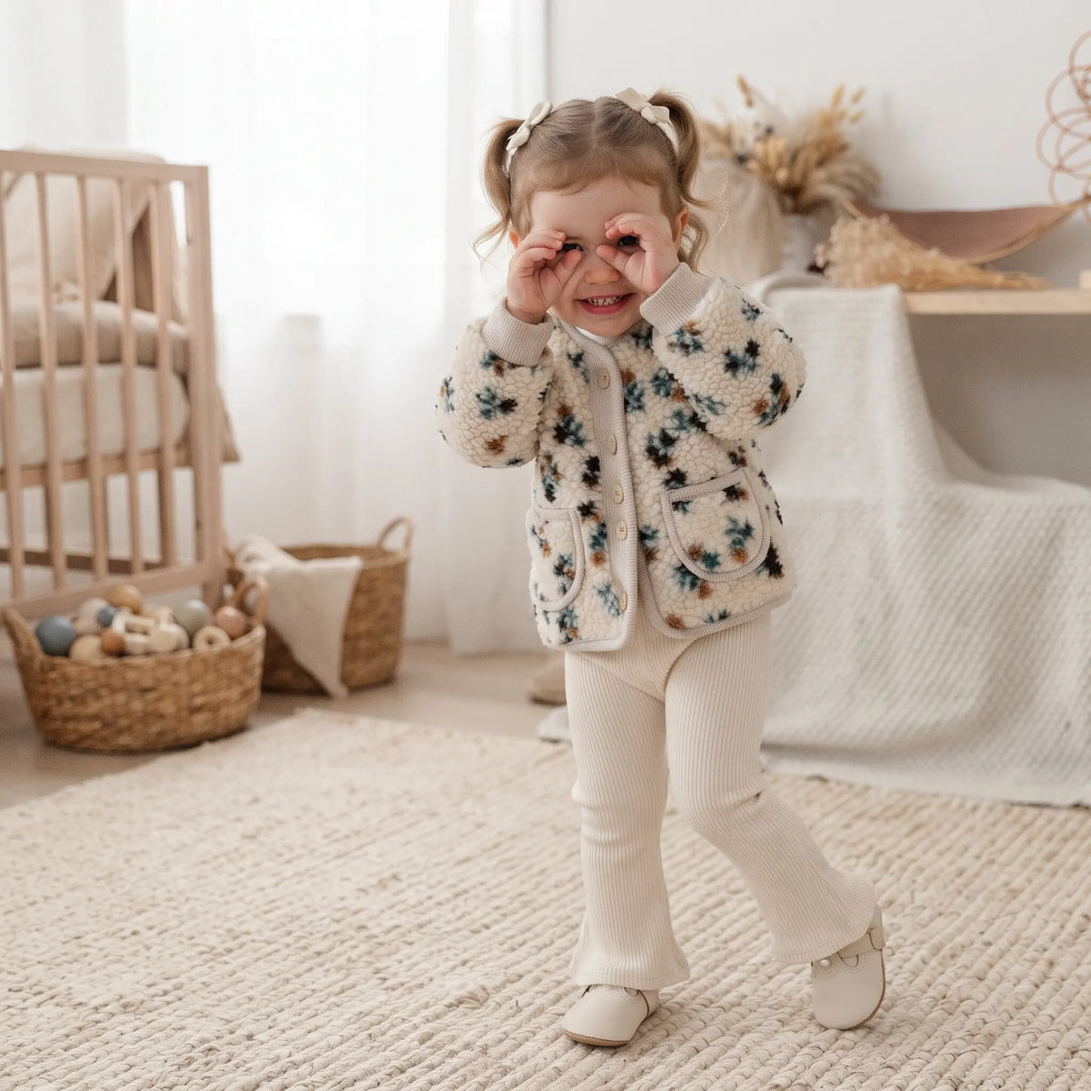 Baby Floral Fleece Jacket, Toddler Girls Vintage Flower Print Teddy Coat, Round Neck Button Front Warm Outerwear with Pockets