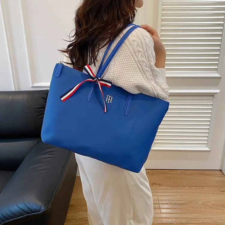 Vintage Elegant Diaper Bag: Luxury Crossbody Handbag For Women With Designer Letter Logo And Large Capacity Tote Function