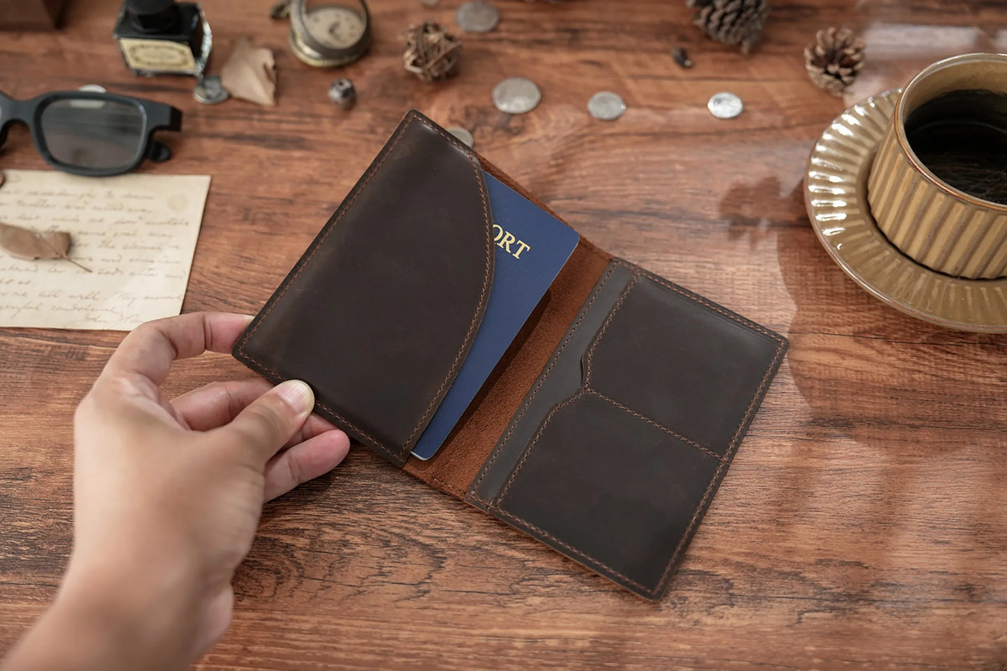 Leather Passport Holder for Travel Essentials, Slim Passport Cover Case Travel Wallet Bifold Credit Card Bag for Women Men