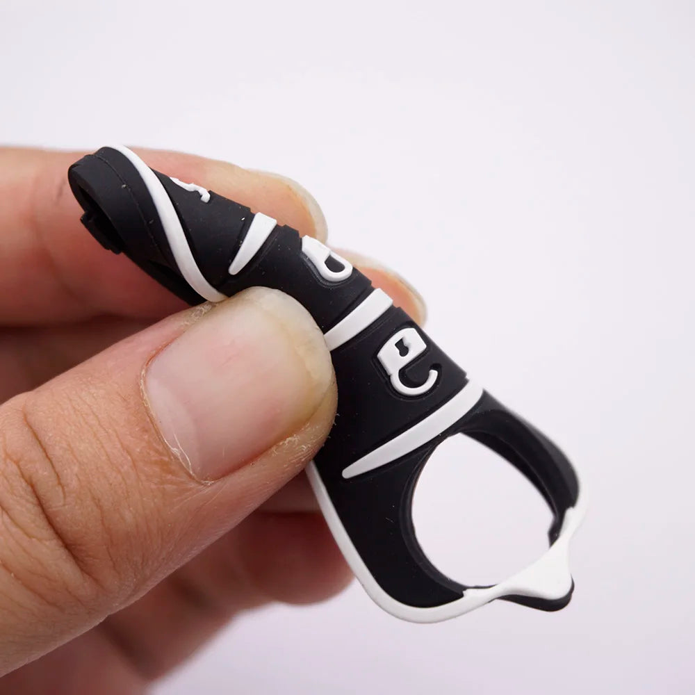 10pcs/lots Silicone Rubber Key Pad 3 Buttons for Alfa Romeo Mito Giulietta 159 GTA Flip Remote Key Colorful Pad Car Accessories