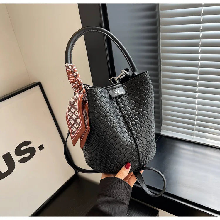 Women's Woven Bucket Bags Crossbody Purse, Elegant Tote for Travel & Formal Events, Durable Wipe-Clean Luxury Handbag