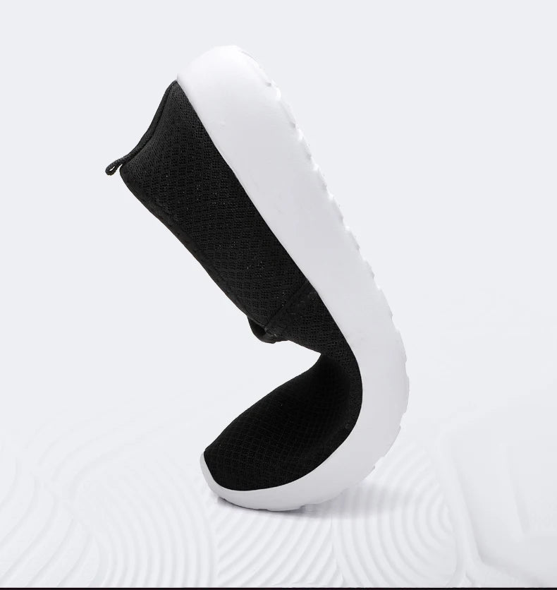 Breathable Women Running Shoes Lightweight Anti-slip Female Sports Shoes Outdoor Soft Loafers Women's Sneakers Fashion Tennis