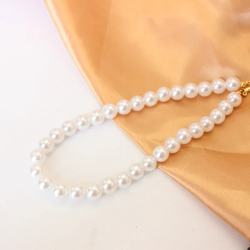 4 5 6 8mm White Pearl Chokers Necklace Clavicle Chain For Women Classic Fashion Elegant Wedding Neck Jewelry Love Pendant Gift