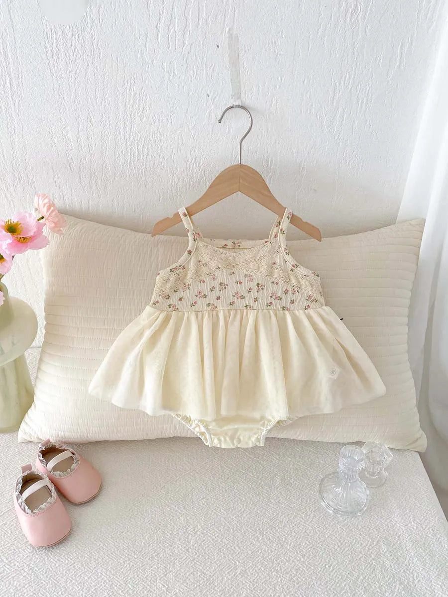 Korean-style baby girl summer floral sling mesh dress, baby girl sweet and cute sling dress, very suitable for daily and outdoor