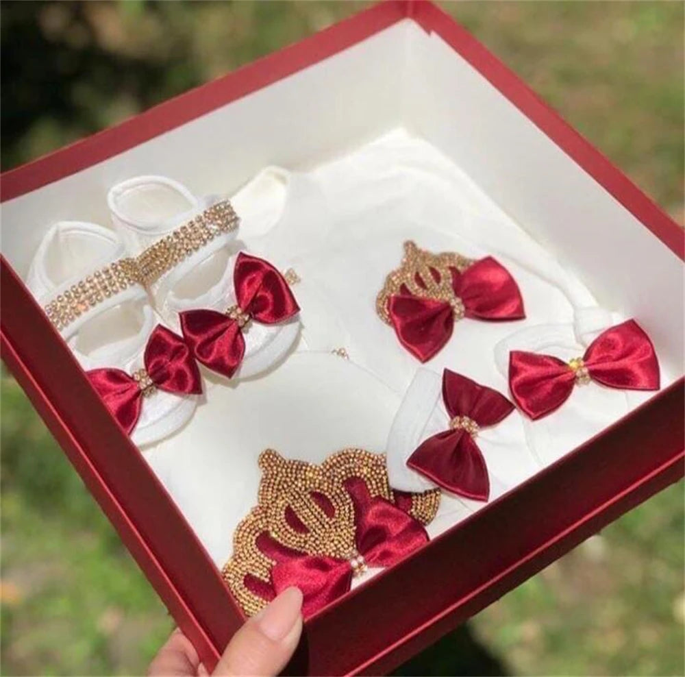 Dollbling Butterfly Jewelry Crown Gift Clothing Sets Welcome Home Lace Baby Rompers Mittens Bonnet Pajamas Outfit 4pcs Layette