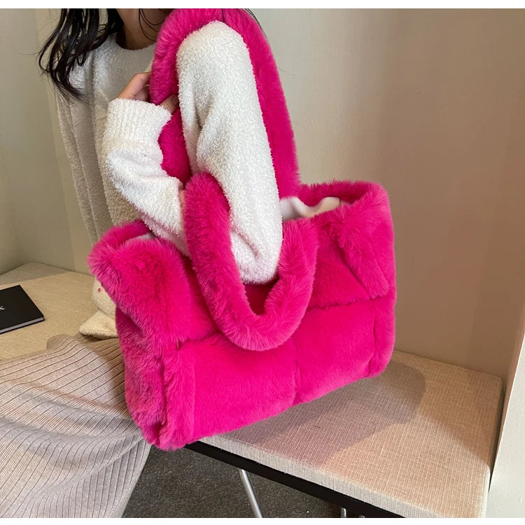 Luxury Faux Fur Women's Shoulder Bags Large Capacity Soft Plush Casual Tote Bags Winter Fashion Female Travel Purse Handbags