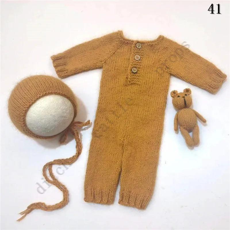 Newborn Photography props Pants Climbing Clothes BearTotal of Three Sets Handmade Knitted Mink