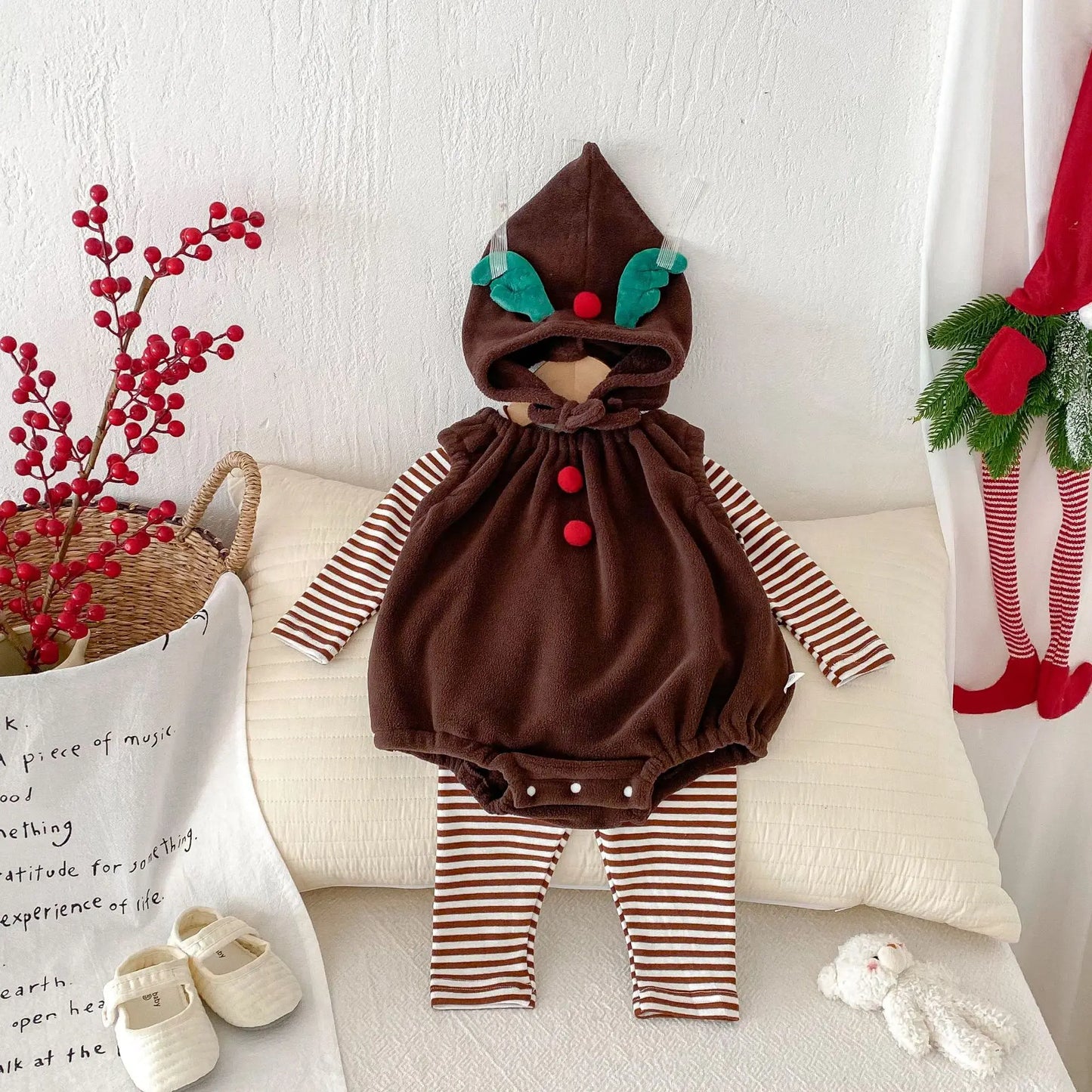 Baby Girl Boy Autumn Winter Christmas Cute Sleeveless Bodysuit Long Sleeve Striped Top Pants Infant Bibs Newborn Clothes B6091