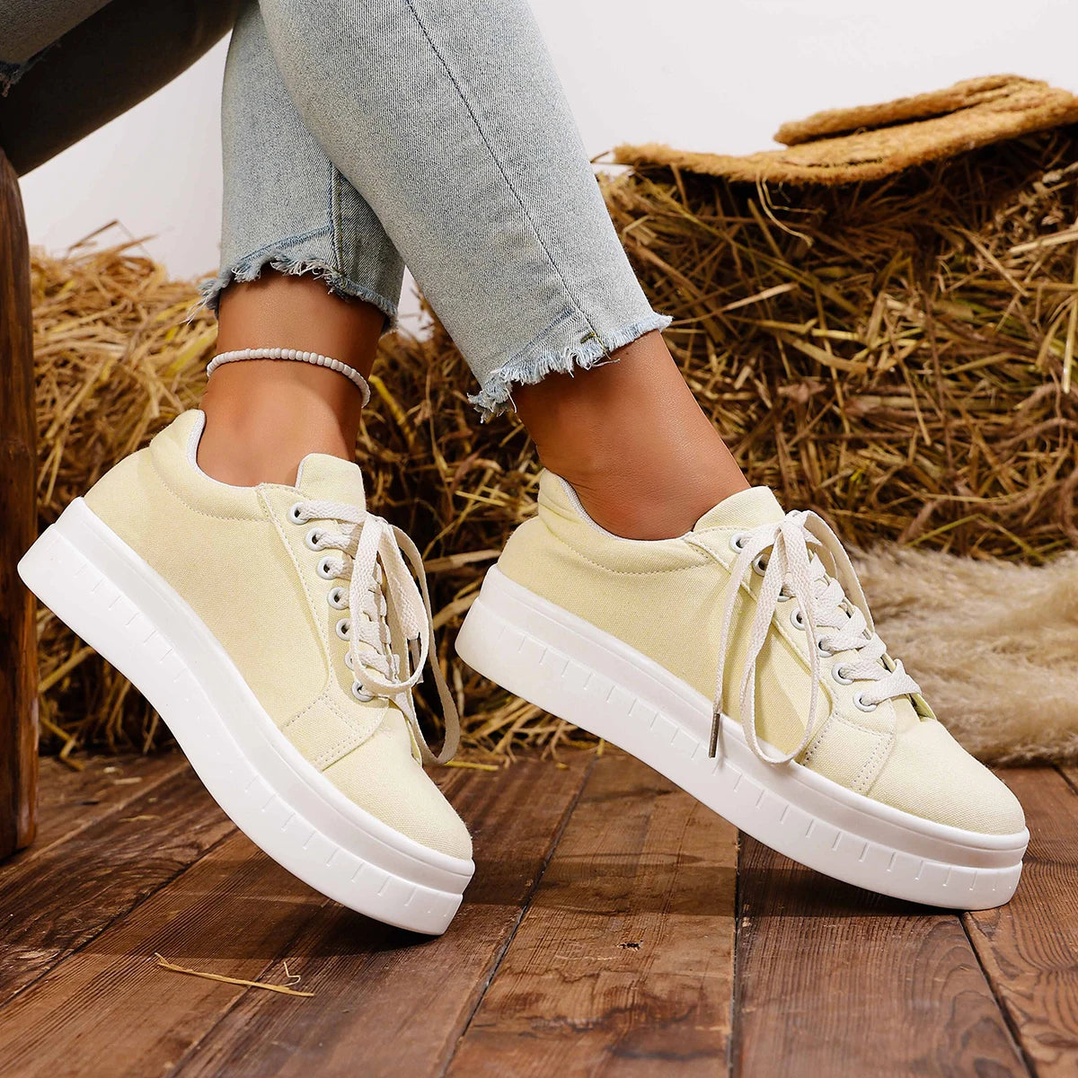 Women Sneakers 2025 New Fashion Casual Shoes Femme Summer Designer Sneakers Women Lace Up Platform Tennis Sport Shoes Female