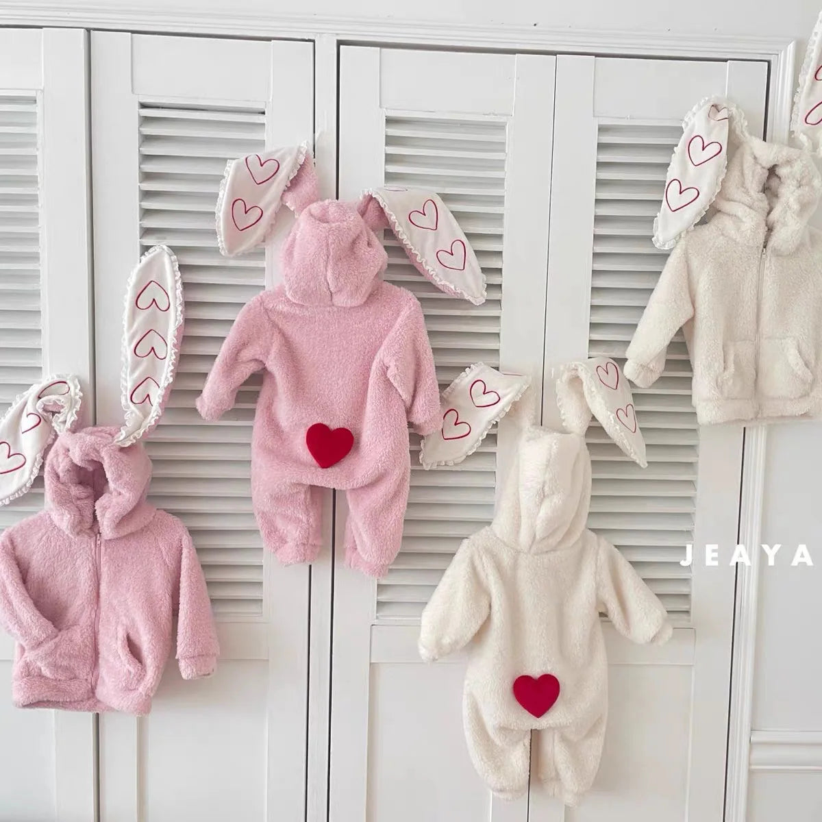 2025 Winter New Baby Long Sleeve Warm Romper Plus Velvet Thick Infant Girl Rabbit Ears Hooded Jumpsuit Toddler Clothes 0-24M