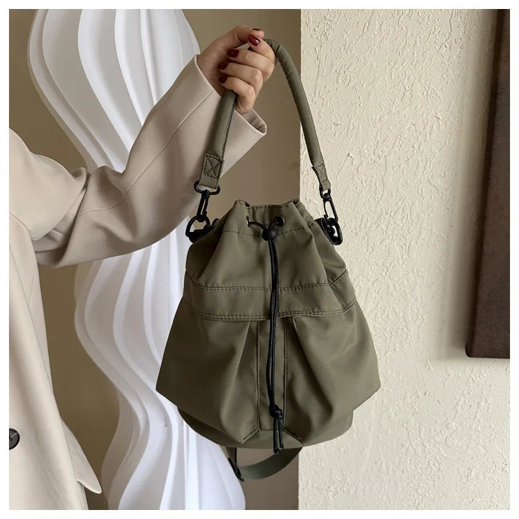 Fashionable Crossbody Bags for Women Shoulder Bag Large Capacity Oxford Women Bucket Bag Purse and Handbags