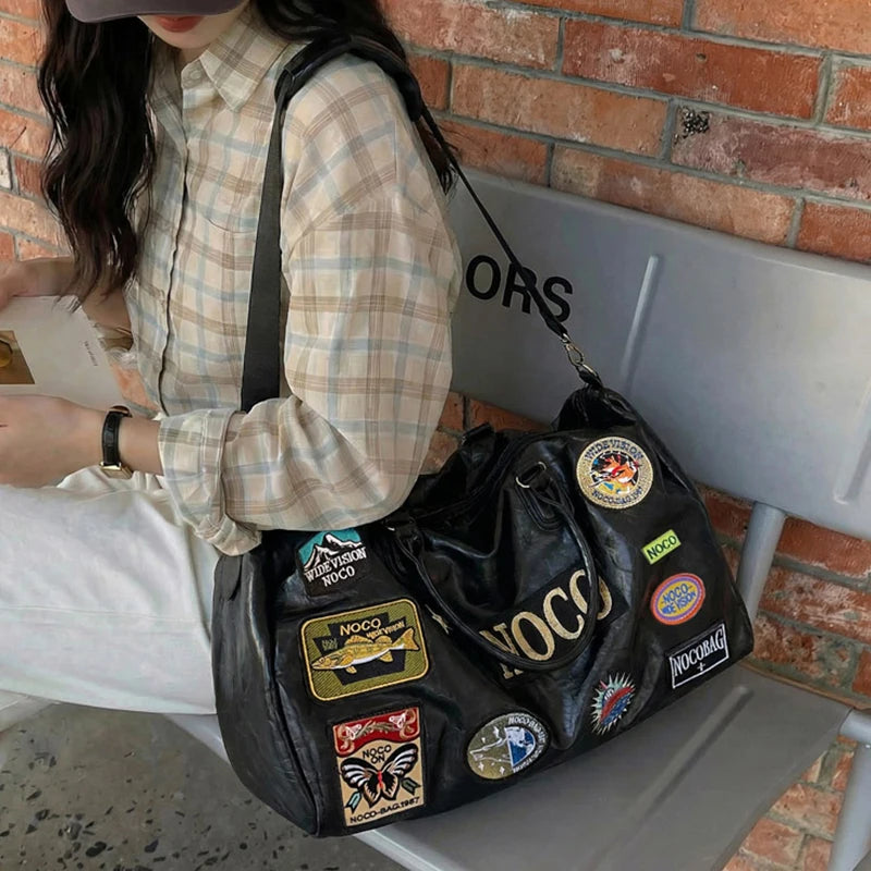 Fitness Travel Bag Suitable for Both Men and Women, Can Be Carried by Hand, Worn over the Shoulder or Cross-Body， Pu Leather Bag