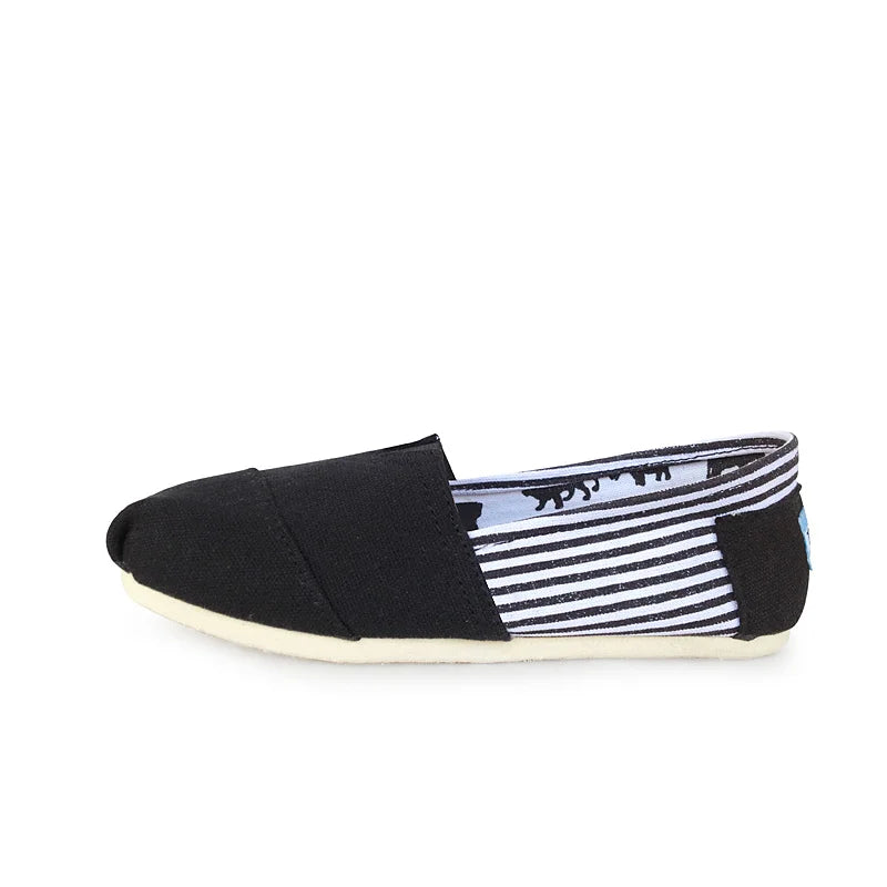 Hot Sale Classic Men Flat Shoes Comfortable Slip On Canvas Shoes Men Casual Loafers Breathable Red Plimsolls Women Walking Shoes