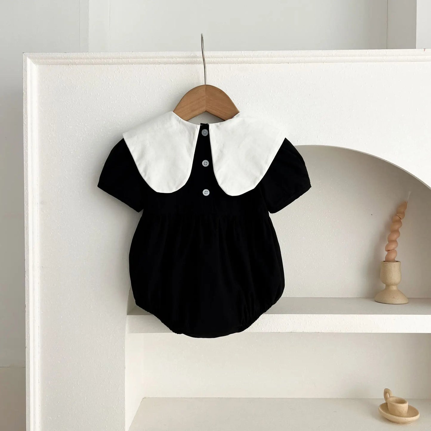 New Baby Girls Clothing Summer Infant Baby Girls Jumpsuit Retro Short Sleeve Cotton Embroidery Bow Newborn Baby Girls Bodysuits