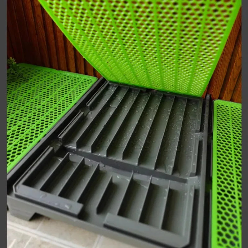 Pet Toilet with Baffle Flushing Water Directly Discharged Sewer Pet Cleaning Products Accessories Cats Dogs Rabbits Toilet