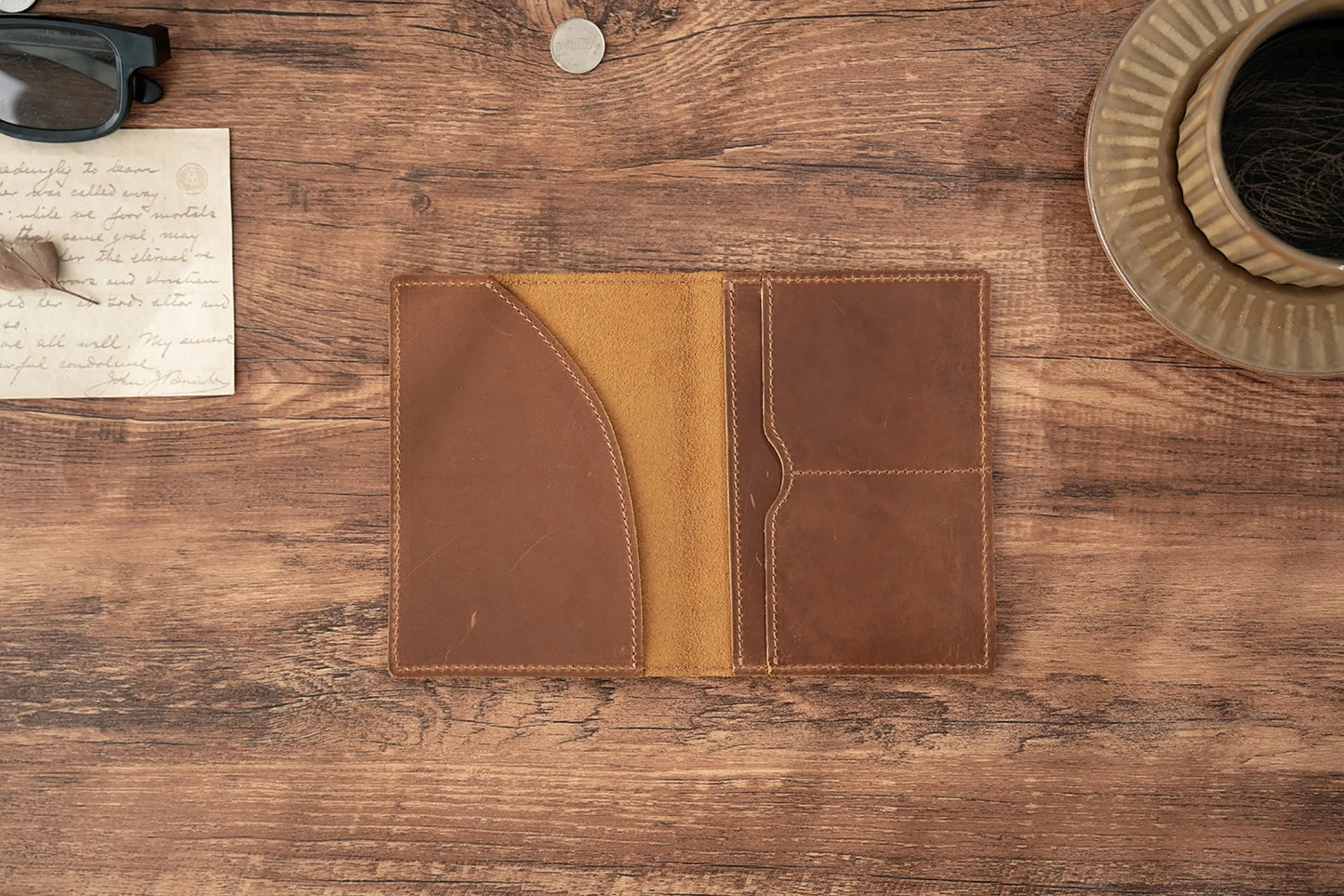 Leather Passport Holder for Travel Essentials, Slim Passport Cover Case Travel Wallet Bifold Credit Card Bag for Women Men