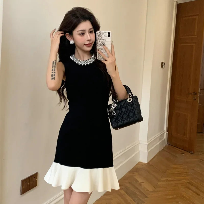 Elegant Pearl Detail Knitted Ice Silk Sleeveless A- Line Dress French Style Summer Dress for Women with Lace Hem Empire Waist
