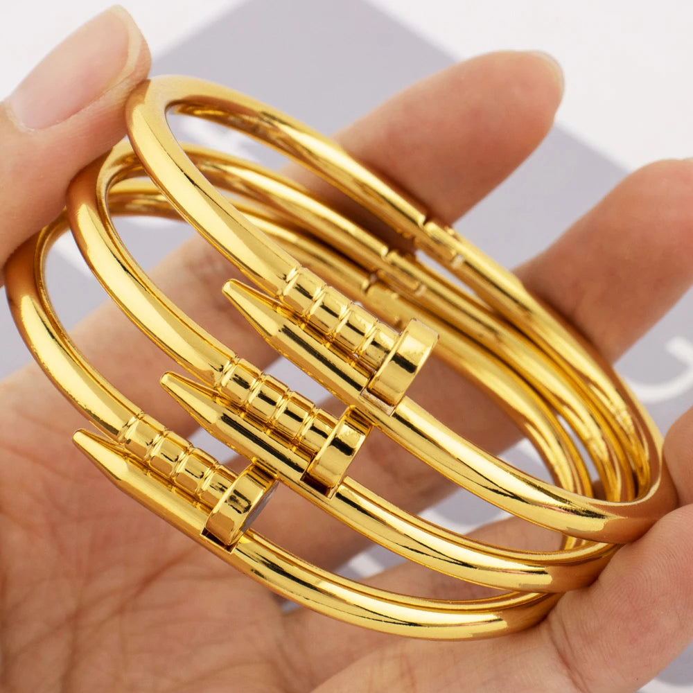 Bracelets Woman Gold Plated Simple Hip-hop Punk Personality Fashion High Stainless Steel Italian Men Sale Jewelry Accessories