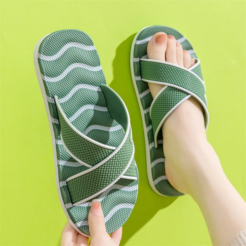 Couple Style Men's and Women's New Summer Beach Shoes Lightweight Flip-Flops Non-Slip Large Size Slippers Thick-Soled Anti-Odor