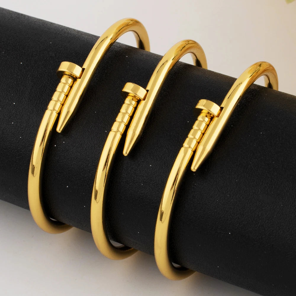 Bracelets Woman Gold Plated Simple Hip-hop Punk Personality Fashion High Stainless Steel Italian Men Sale Jewelry Accessories