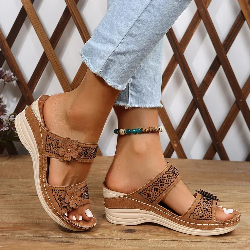 2024 Summer Women Slippers Plus Size Women's Shoes Retro Roman Sandals Women Pu Casual Flower Wedge Sandals Platform Slippers