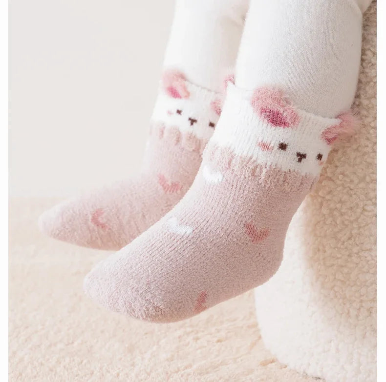 3/5 Pairs Cute Cartoon Newborn Girls Socks Winter Warm Mid Calf Toddler Socks Soft Thickened Socks for Infant Toddler Girls