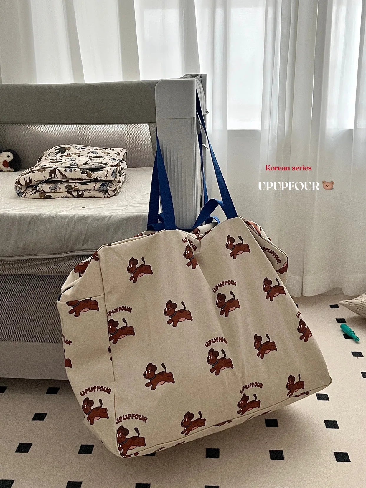 Large Capacity Quilt Storage Bag Baby Items Waterproof Mommy Travel Bag Family Clothing Diapers Organizer Cute Kids Storage Bag