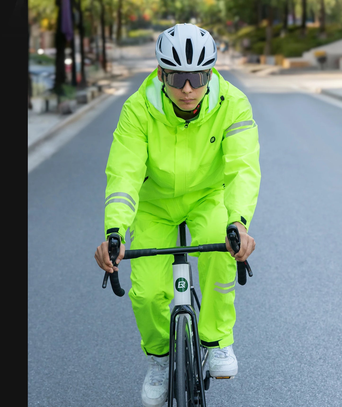 ROCKBROS Rainproof Cycling Suit Breathable Raincoat Hoodie Jacket Waterproof Pants Trousers Men Outdoor Sports Cycling Clothing