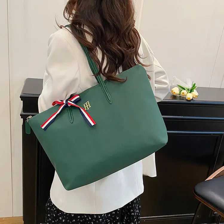 Vintage Elegant Diaper Bag: Luxury Crossbody Handbag For Women With Designer Letter Logo And Large Capacity Tote Function