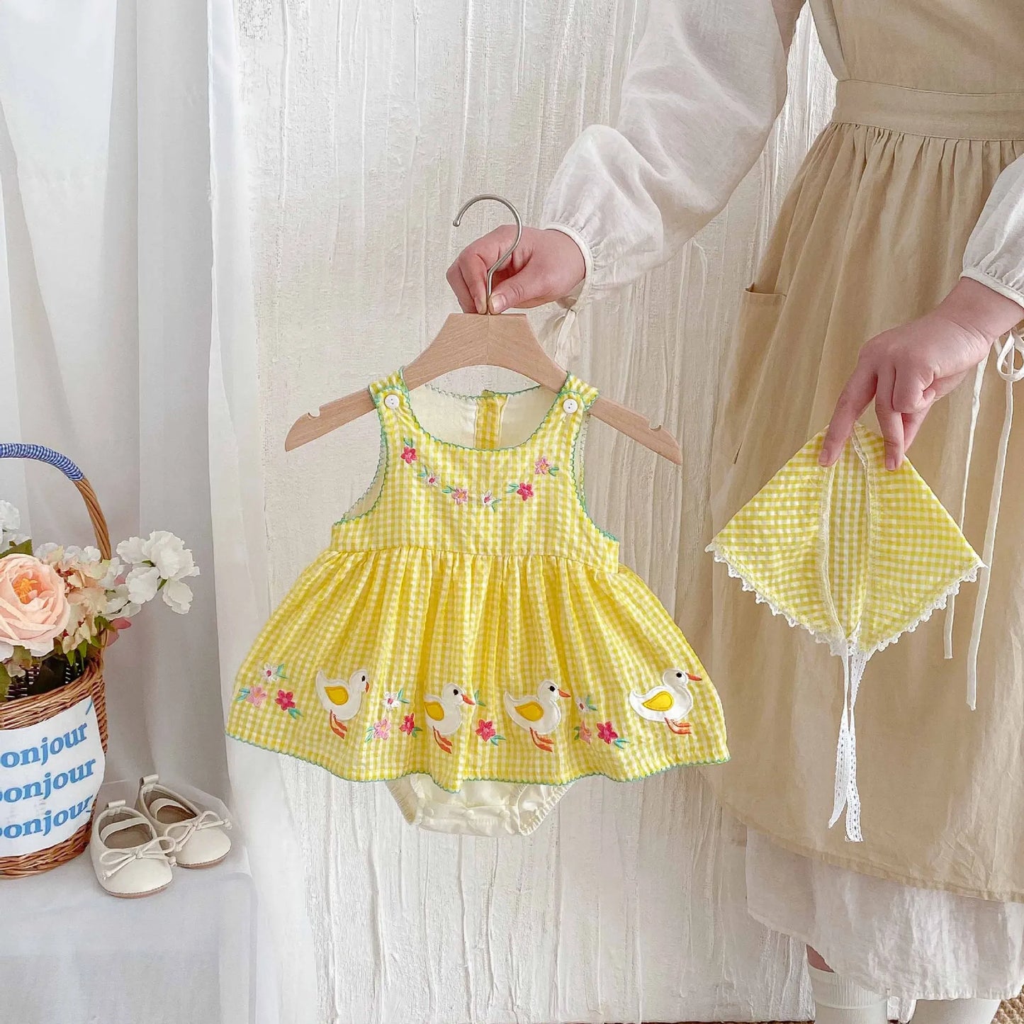 Baby Girl Summer Stylish Sweet Thin Class A Cotton Romper Dress - Cute Cartoon Duck Pattern Yellow Checkered Sleeveless Onesie