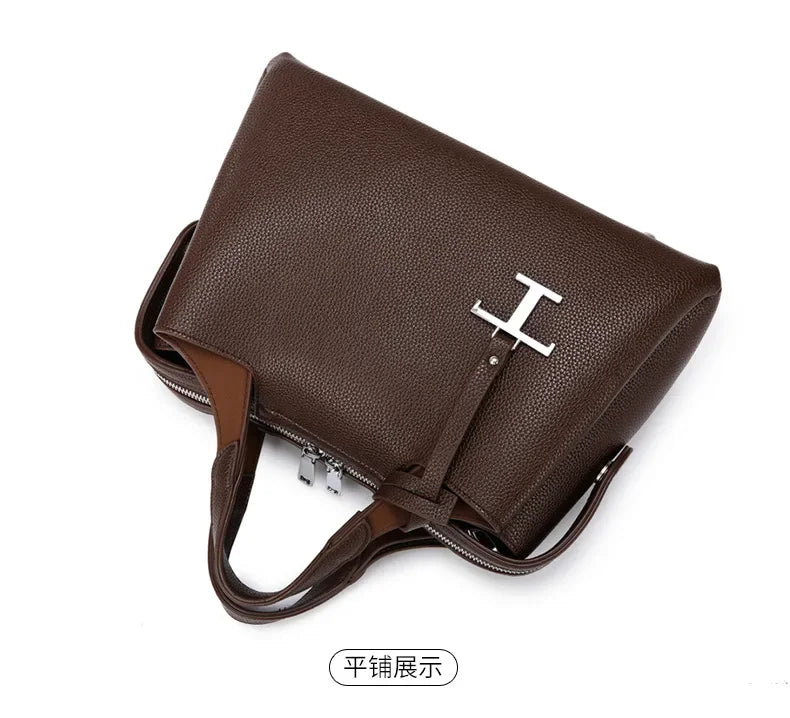 Luxury leisure travel zipper shoulder bag, high-quality design handbag, classic and trendy women's backpack