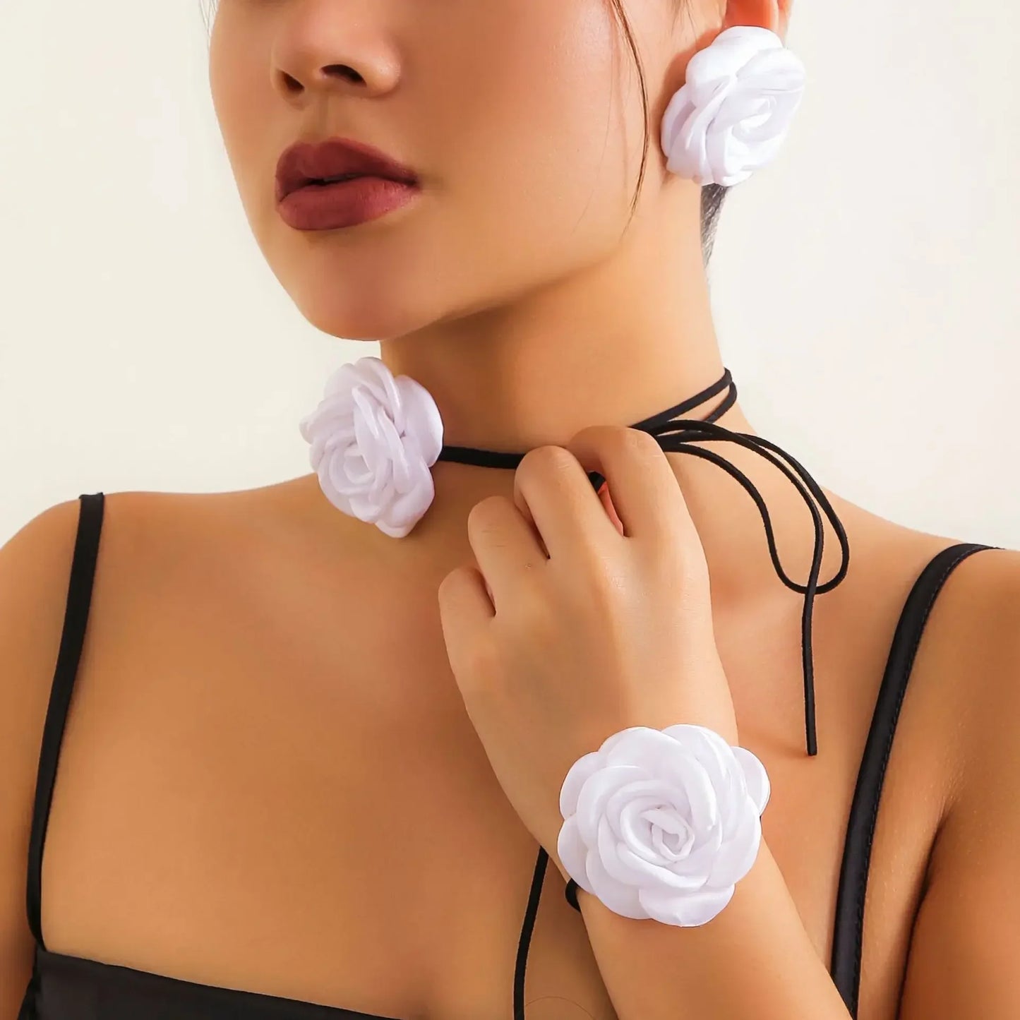 Women Adjustable Rope Choker Clavicle Chain Goth Y2K Romantic Rose Flower Necklace Bracelet Earrings Set