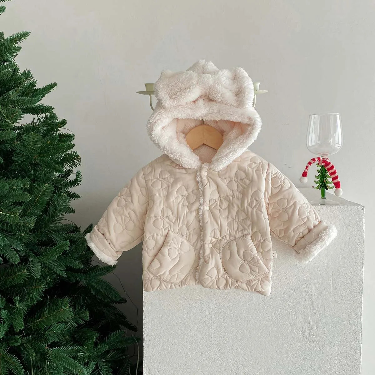 Baby fleece-lined Winter Men's and Women's Baby Clothes Bowknot Hooded Korean-style Newborn Warm Cotton-padded Jacket