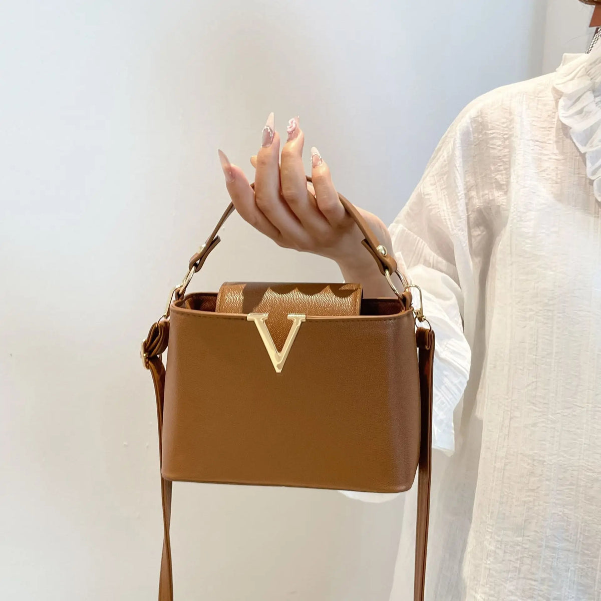 Luxury handbags for women 2026 New VLarge-capacity bucket bag for commuting, hand-held shoulder bag