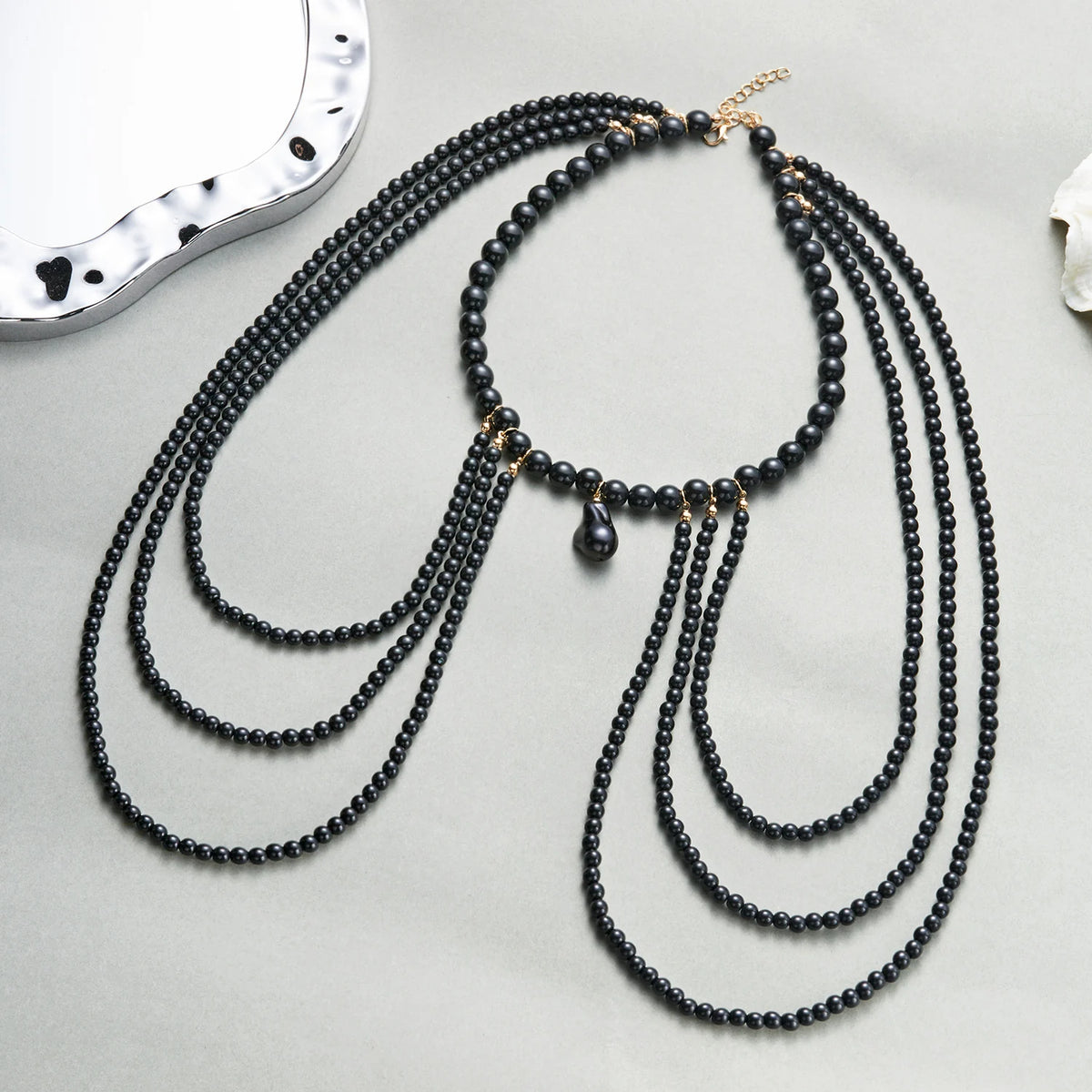 Elegant Multi-Layered Pearl Shoulder Chain Necklace for Women Luxury Wedding Dinner Body Chain Bridal Accessory