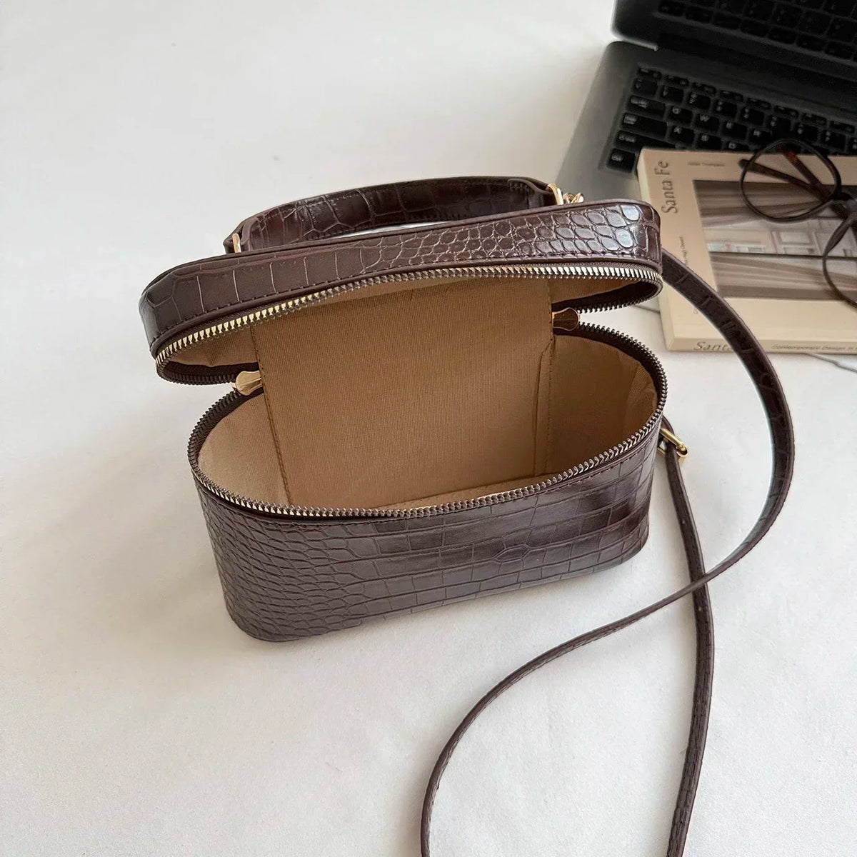 Luxury Crocodile Pattern Box Handbag for Women Elegant Faux Leather Mini Crossbody Bag Portable Top Handle Shoulder Purse