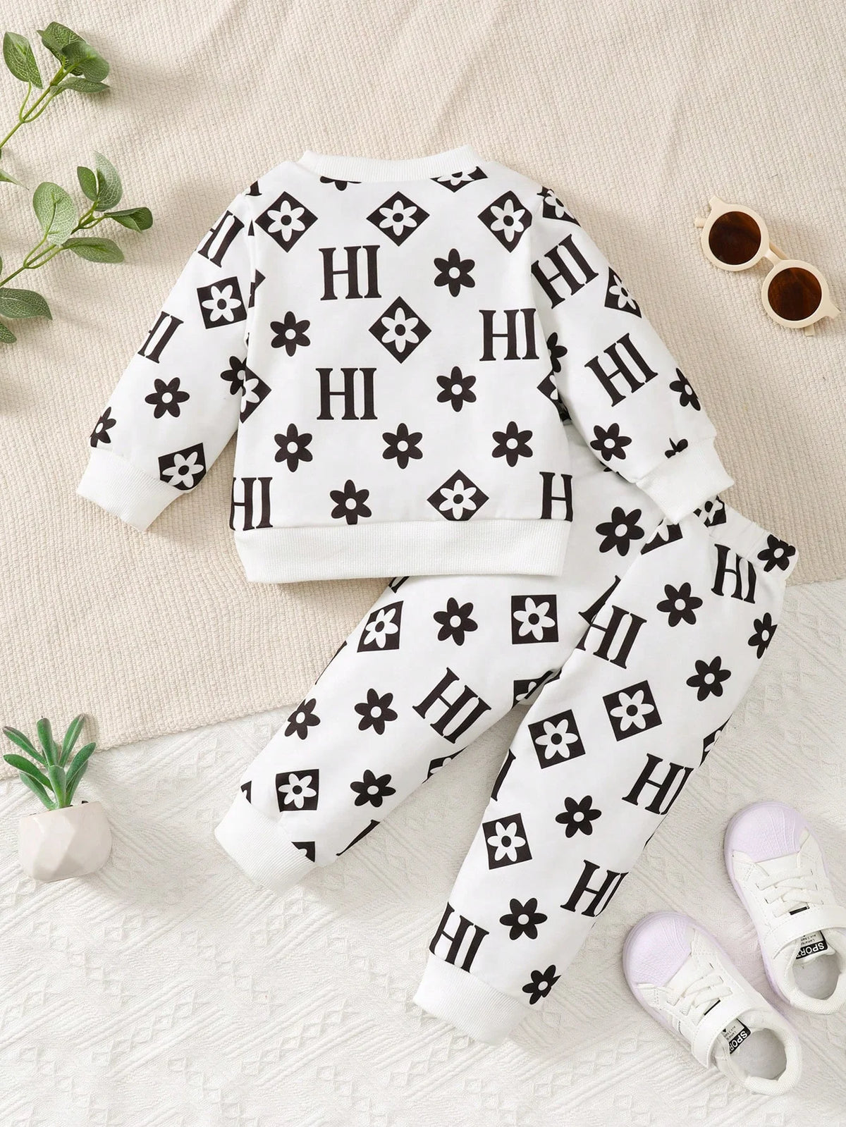 Winter  0-3 Years  Old   Infant  Baby  Girls   Floral   Print  Long  Sleeved  Sweatshirt  Set