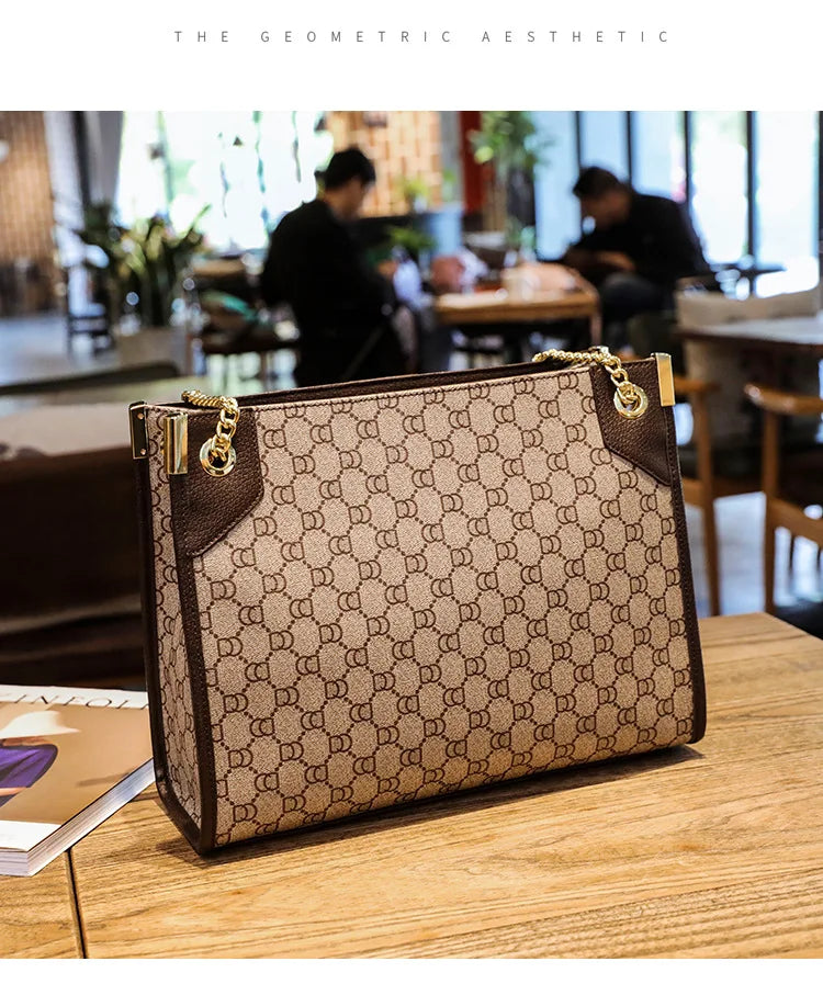 Fashionable Diaper Bag Trendy Crossbody Handbag For Business Women Elegant Leather Classic Designer Paris Style Large Capacity