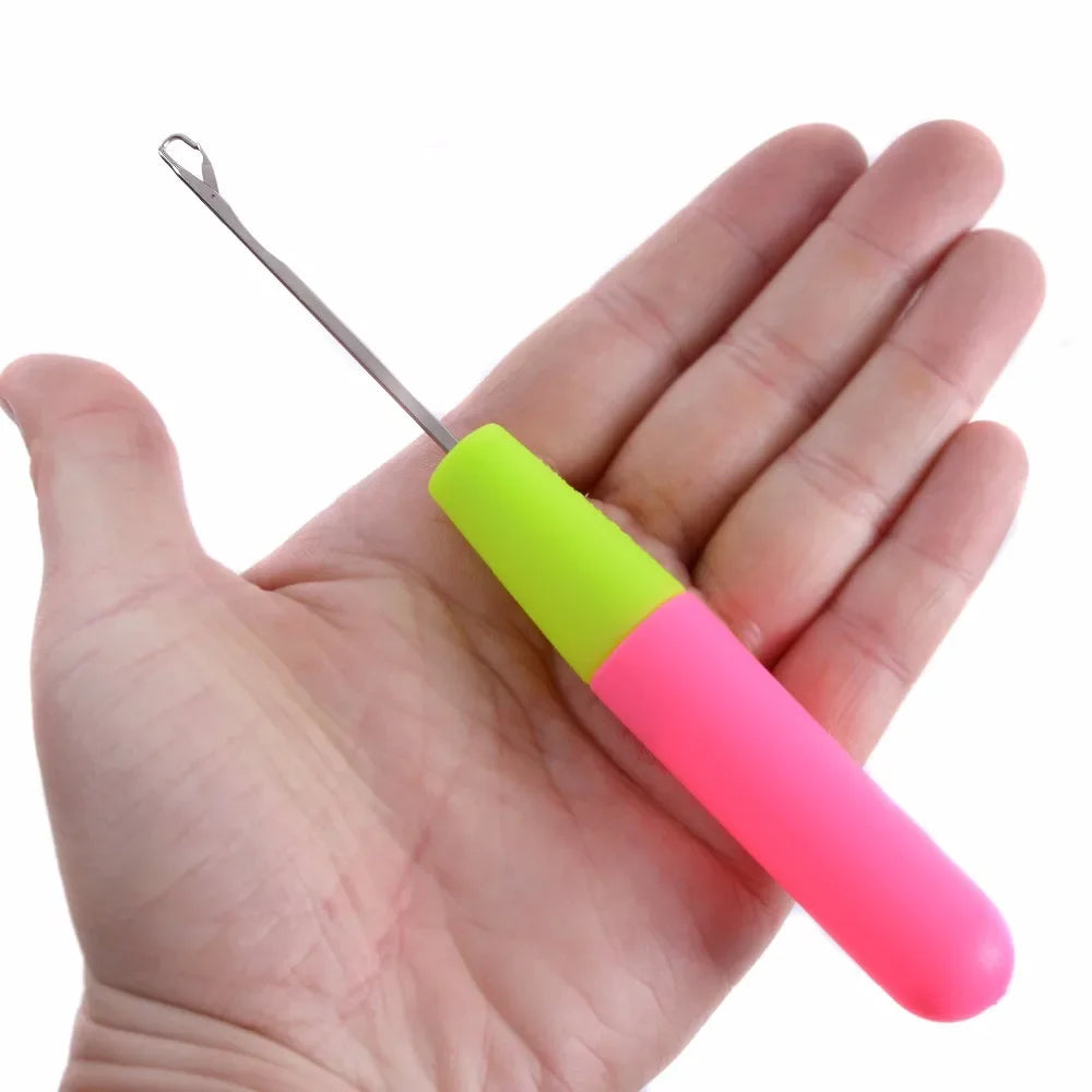 Wholesale Big Hole Crochet Braids Needle Professional Latch Hook Crochet Needle for Braiding