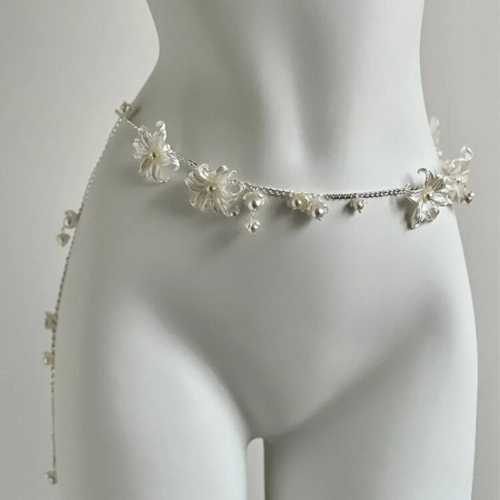 Fashion Elegant Pearl Waist Chains Waist Accessory Versatile Floral Belly Chain Boho Hip Chain Women