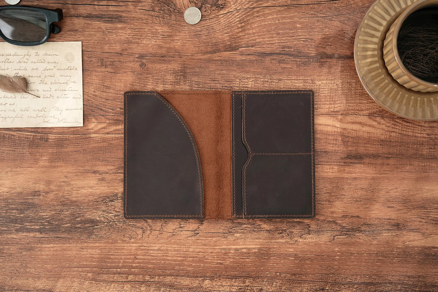 Leather Passport Holder for Travel Essentials, Slim Passport Cover Case Travel Wallet Bifold Credit Card Bag for Women Men