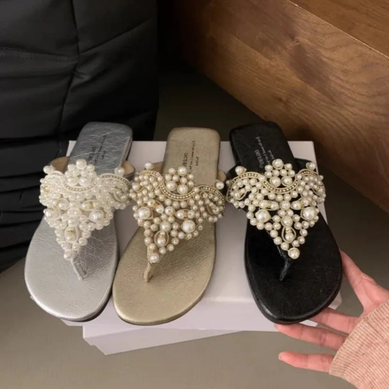 Flat Slippers Women's Summer New Pearl Versatile Soft Soled Ethnic Style Clip-toe Sandals with Low Heels