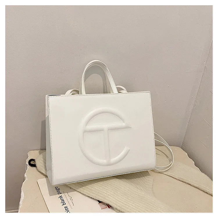 2026 Fashion Elegant Classic Paris Diaper Bag Unique Leisure Business Crossbody Purse for Women Daily Commute Work