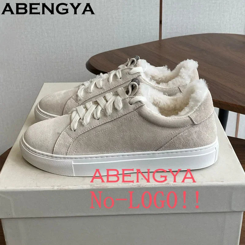 New Winter Wool Sneakers Women Suede Leather Lace Up Flat Casual Shoes For Women Mules Round Toe Bead Walk Fur Shoes Ladies