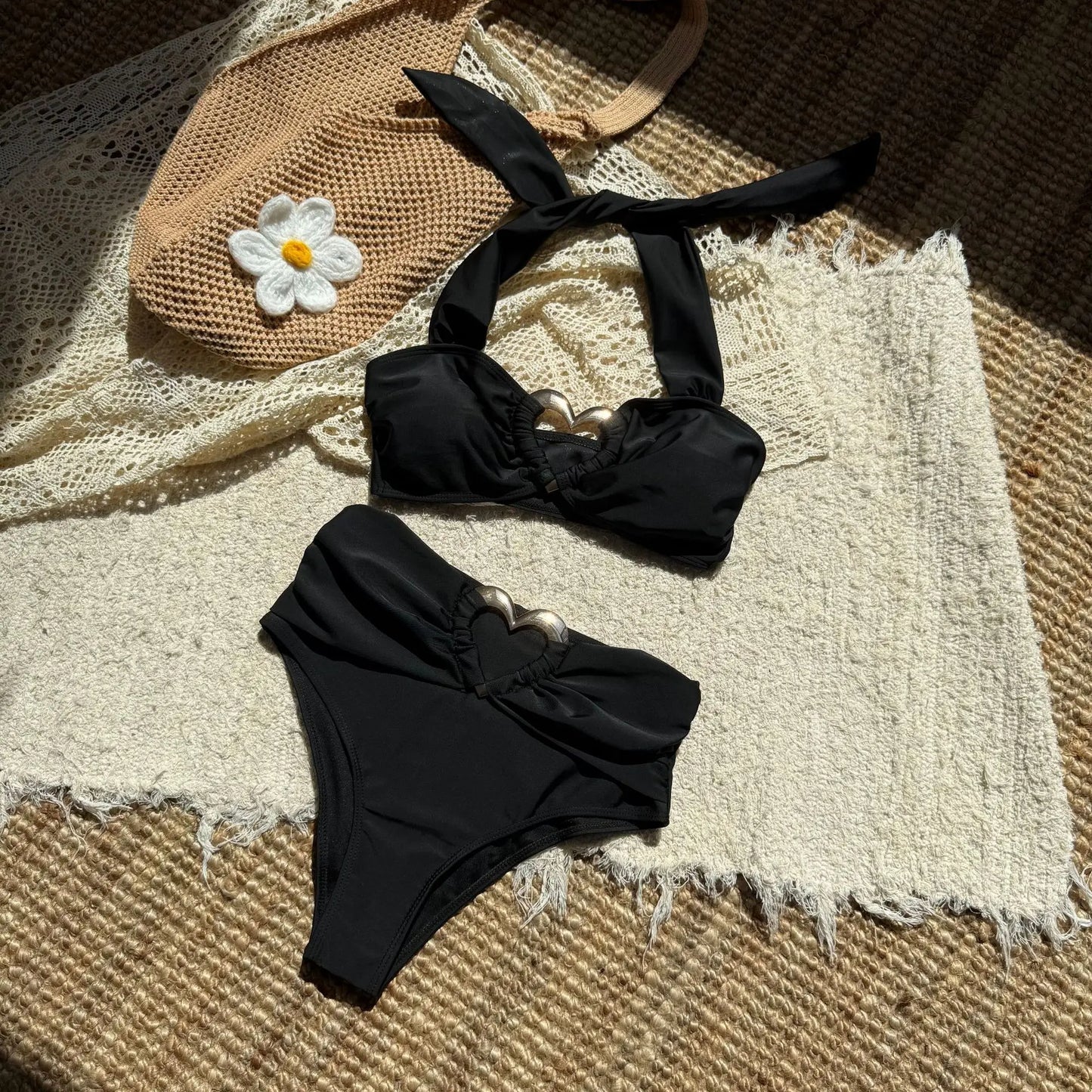 Vintage Black White Bikini Set 2025 Women Metal Heart Ornament Push Up Pleate High Wist Swimsuit Bathing Suit Holiday Swimwear