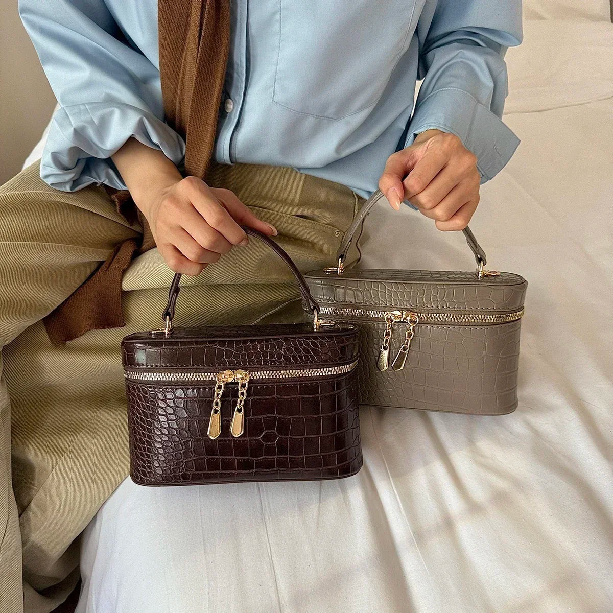 Luxury Crocodile Pattern Box Handbag for Women Elegant Faux Leather Mini Crossbody Bag Portable Top Handle Shoulder Purse