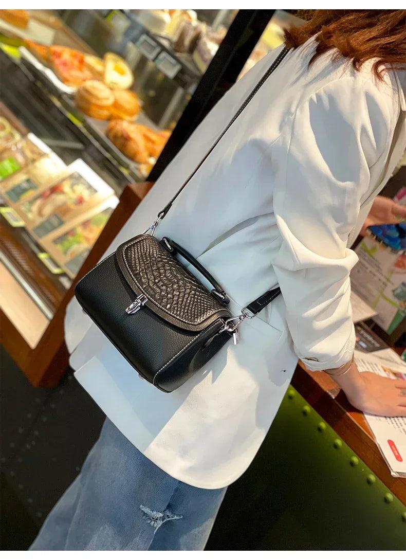 women's mini handbag Ladies' luxury crossbody bag fashionable crocodile pattern design women's genuine leather crossbody bag