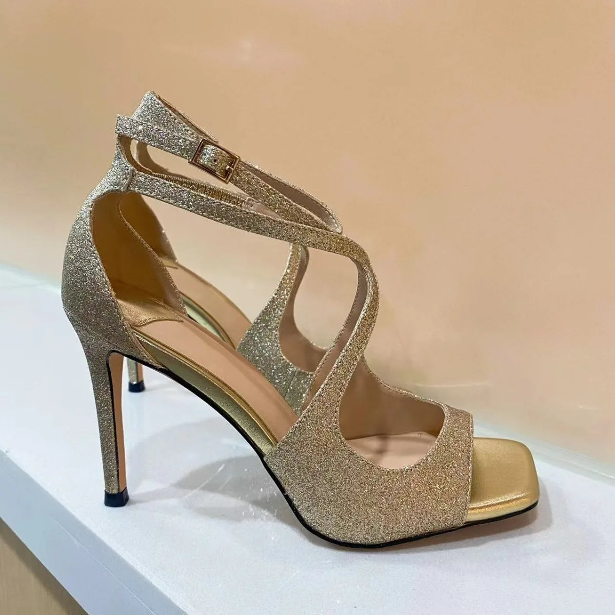 Summer New Fashionable High-heeled Women's Open Toed Sandals Dance Shoes Party Sexy 34-44 Large Women's Shoes
